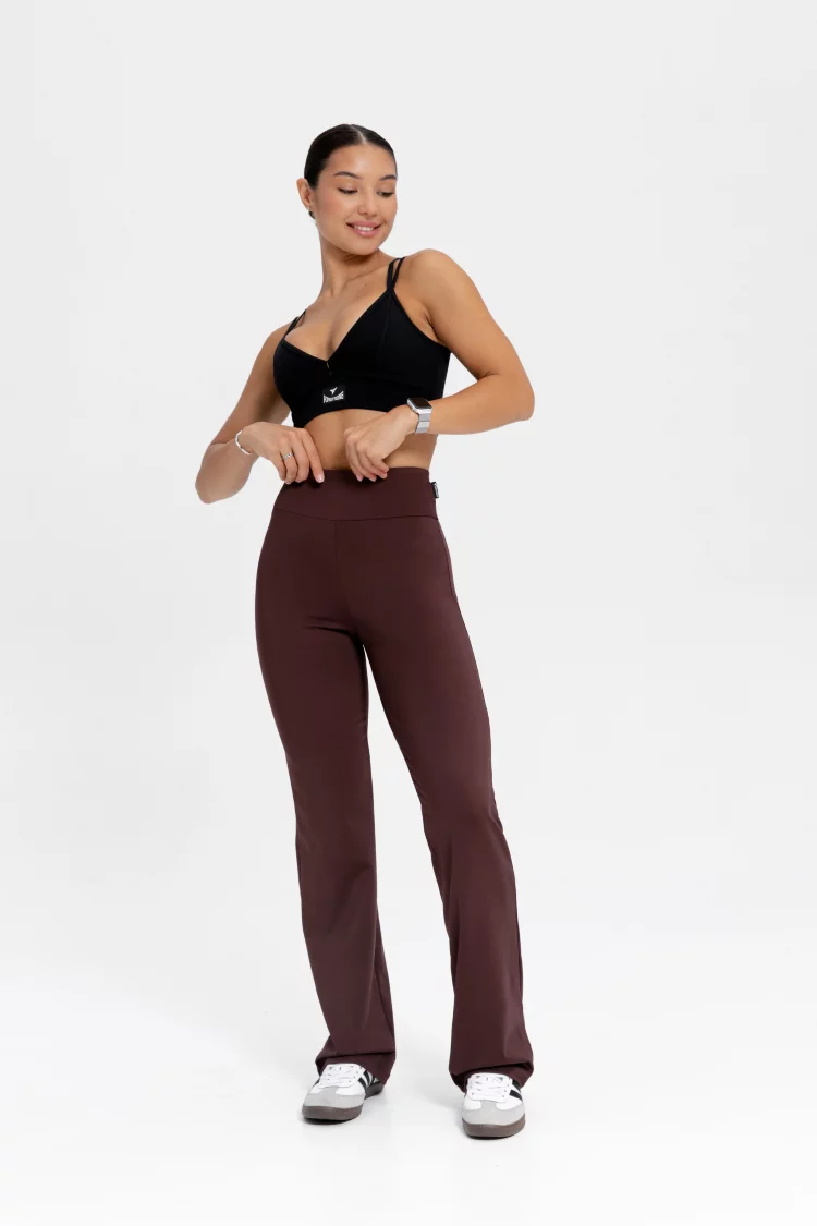 Брюки Demure