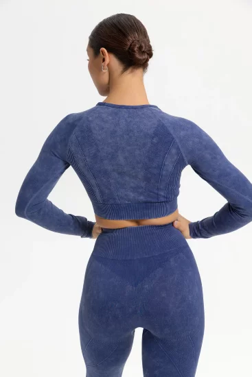 Лонгслив Neat